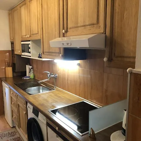 Haus Foehrenwald Apartamento *