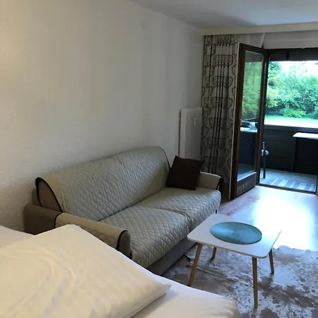 公寓 Haus Foehrenwald *